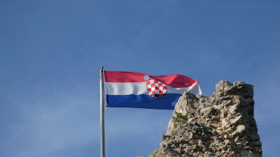 Napadnuti putnici iz Srbije kod Plitvičkih jezera: Vređali na nacionalnoj osnovi, pa fizički nasrnuli