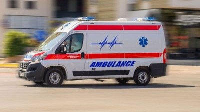 Nesreća kod Loznice: Mašina smrskala jednog i povredila drugog radnika