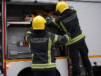 Dramatična akcija kod Vranja: Vatrogasci spasili petoro dece iz poplave