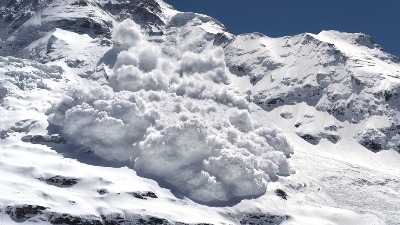 Odnela ih LAVINA: Petoro skijaša poginulo u francuskim Alpima