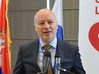 "Izjave Vučićevog štaba kontraproduktivne, pitanje je zašto je zaobišao ambasadu Srbije u SAD"
