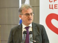 Cvejić: Vlast pokušava da padu nadstrešnice da drugu konotaciju
