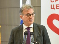 Cvejić (SRCE): Vučić u pat-poziciji oko izbora