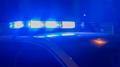 Muškarac brutalno pretučen pred detetom: Lekari mu se bore za život