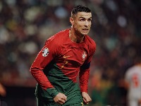 Zapaljena statua Kristijana Ronalda: "Poslednje upozorenje" (VIDEO)