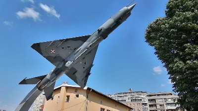 Promenjena brava na zgradi Vazduhoplovne akademije, otvorena mimo volje zaposlenih