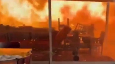 Vatra guta sve pred sobom: Prvi snimci požara u Los Anđelesu (VIDEO)