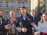 CLS: Kasarna 7. puka i Stara zgrada đeneralštaba takođe u opasnosti