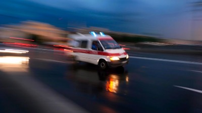 Za dlaku izbegnuta tragedija kod Ade Huje: Automobil sleteo u reku!