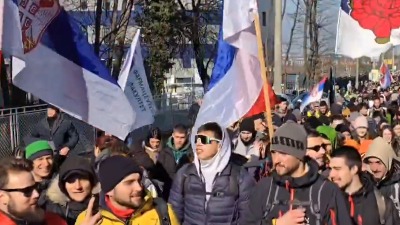 Aplauzi, zagrljaji, poljupci: Studenti iz BG krenuli za Kragujevac (VIDEO)