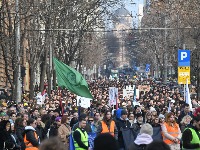Studenti pecnuli SNS: Ako je narod uz vas, čega se plašite?