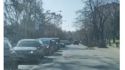 Postavljeni semafori na Autokomandi, građani OČAJNI zbog gužvi (VIDEO)