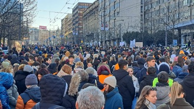 "Nisi nadležan": Prosvetari odgovaraju na Vučićevu pretnju da će im februarske zarade biti smanjene