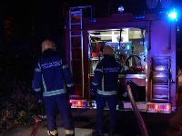 Eksplozija u zgradi u Zdravka Čelara: Stanari istrčali napolje, širio se gust dim