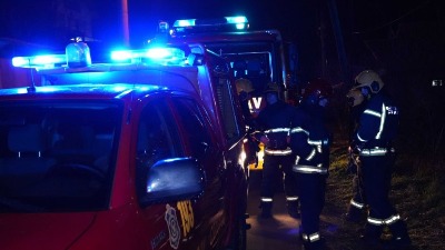 Požar kod Pančevca: Vatra guta jedan od vagona (VIDEO)