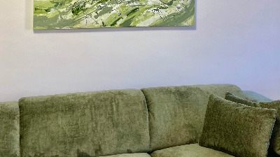 Kako kreirati apstraktnu sliku i oplemeniti svoj prostor – Saveti dizajnera
