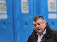 Milorad Grčić izbacio SNS iz svog lokala: Osveta?