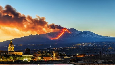 DRAMA NA SICILIJI Nova erupcija Etne (VIDEO)