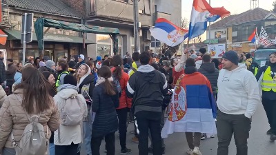 Penzionieri imaju "ulaznicu" za studentske proteste - "ZLATNE" indekse (FOTO)