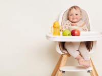 OPASNOST za bebe: Povučena popularna igračka (FOTO)