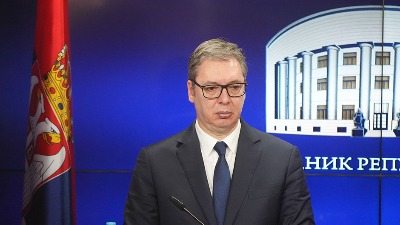 "NEZAKONITO" U zgradi Višeg suda na šalteru stoji VUČIĆEV LIK: Advokat podneo predstavku (FOTO)