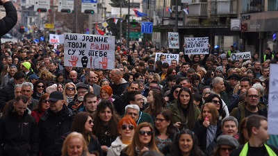 "Ne mogu sve da nas uhapse", "Probudi se, Srbijo", "Za vas": Nove pesme za (n)ove proteste (VIDEO)