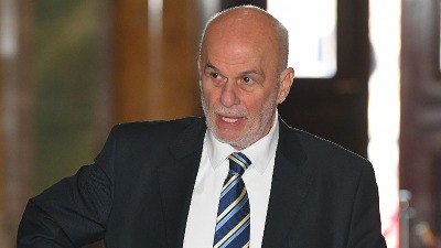 POKS: Zaduženjem od dve milijarde u jednom danu vlast srušila sve negativne rekorde