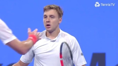 Hamad odlično krenuo - preko Argentinca do 2. kola AO