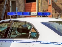 MUP objavio novu fotografiju osumnjičenog za napad na Novom Beogradu (FOTO)