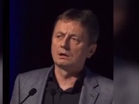 Probudio se Darko Glišić: Ministar je u svesnom stanju