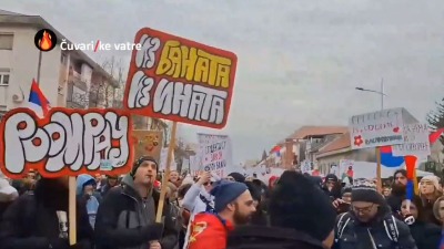 Studente dočekao doktor koji podržava SNS: Usledila rasprava njega i Dragane Rakić (FOTO)