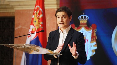 Brnabić: Ekstremisti kod Skupštine napali i studente u blokadi i studente iz Pionirskog parka