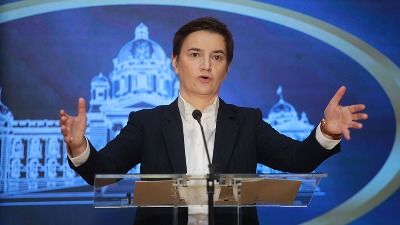 Ana Brnabić se oglasila povodom muškarca koji je blokirao vozilo N1 - i ponovo napala studente