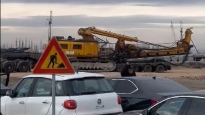Građani blokirali glavnu raskrsnicu u Surčinu, protestna šetnja do EXPO