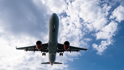 Drama na nebu: Avion na liniji Beograd-Podgorica imao problema zbog nevremena