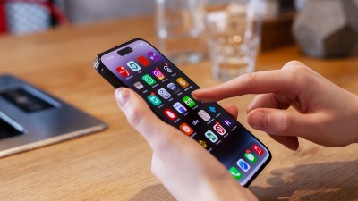 Odmah ugasite telefon ako primetite ova tri znaka