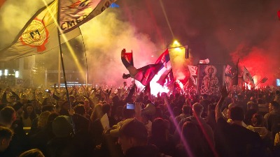 Policija posle godinu dana podnela prijave zbog baklji na studentskom protestu