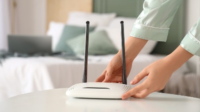 Zbog OVOGA imate loš internet u stanu: Samo na OVOM mestu treba da držite WiFi ruter