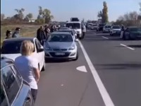 16 minuta tišine na auto-putu ka NS (VIDEO)