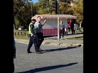 Došao da provocira na Vidikovcu, dobio jasan odgovor: "Ajde, ćaci, u školu" (VIDEO)