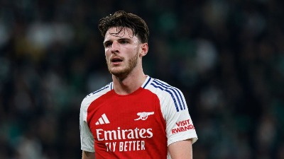 Arsenal redom ruši sve, Junajtedu samo bod protiv Notingema