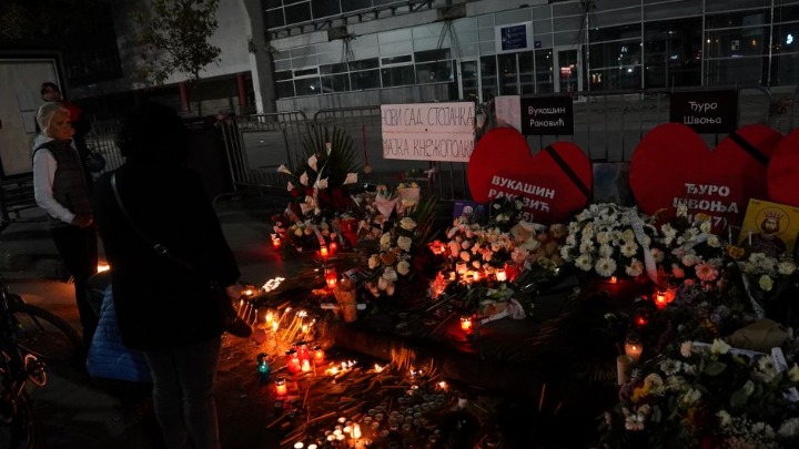 Lekcija za RTS: Kako je jedna od većih britanskih TV kuća izveštavala o skupu u Novom Sadu (VIDEO)