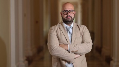 "Zašto se Komisija za hartije od vrednosti ne oglašava o slučaju prodaje NIS iako Srbija ima više od 30 odsto vlasništva?"