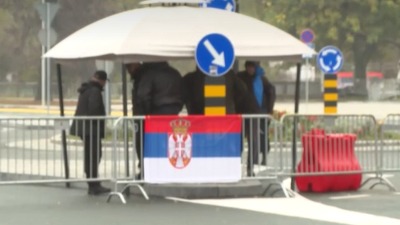 Čuvari odlučuju ko ne može da priđe: Ćacilend dobio prijavnicu