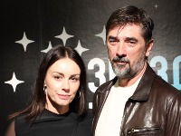 Od seta "Zone Zamfirove" do oltara: Ovako su Sloboda Mićalović i Vojin Ćetković izgledali na venčanju