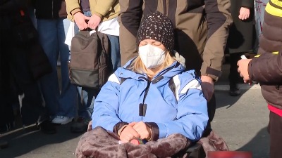 Dijana Hrka odbila pregled: Građani na skupu uznemireni - ne zna se ko je zvao Hitnu pomoć