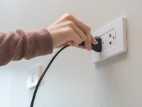 OVI uređaji su nevidljivi GUTAČI STRUJE čak i kada ne rade: Odmah ih isključite 