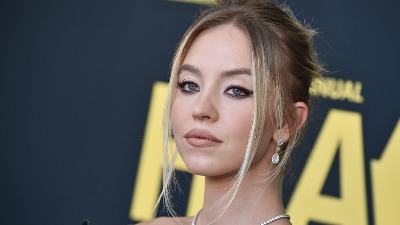 Sidni Svini u HALTERIMA: Muškarci na APARATIMA, čipkastim vešom zaludela sve (FOTO) 