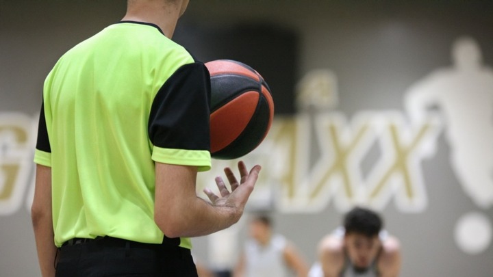 Poznato ko sudi Zvezdi protiv Monaka