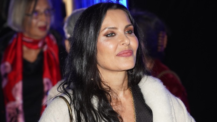 "Dolaze joj i dečko i bivši muž": Komšije Elene Karaman otkrile kako ona zapravo živi